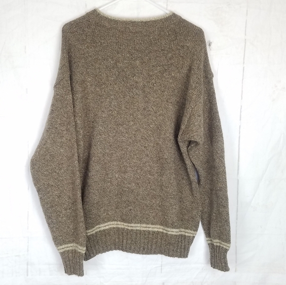 Eddie Bauer wool blend v-neck sweater - Picture 2 of 4